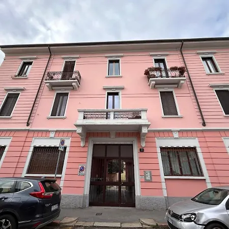Διαμέρισμα Cozy Near Dergano Metro Station Μιλάνο